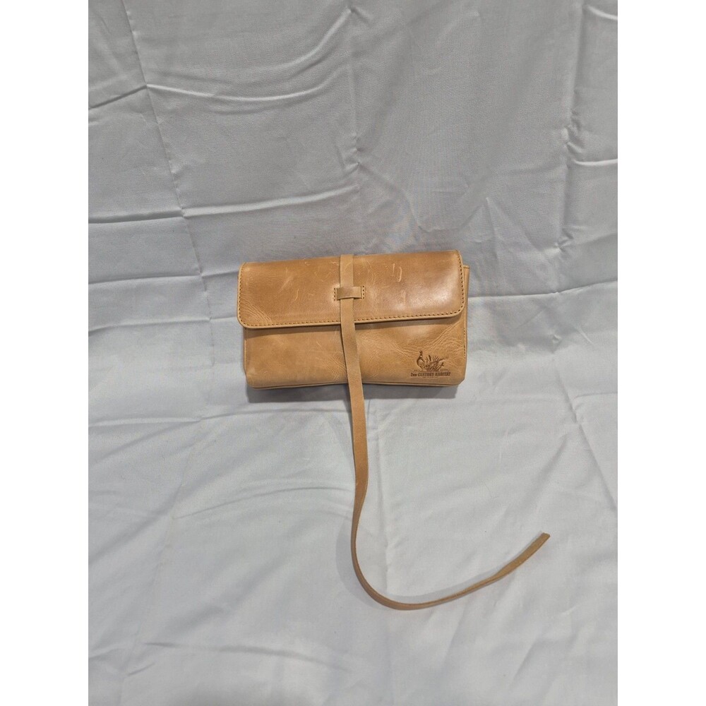 Leather Pouch With 4 Mini Bottles